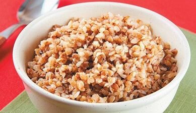 Si të përgatiteni për një dietë me pije